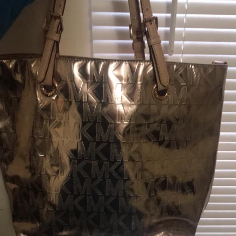 Mk purse